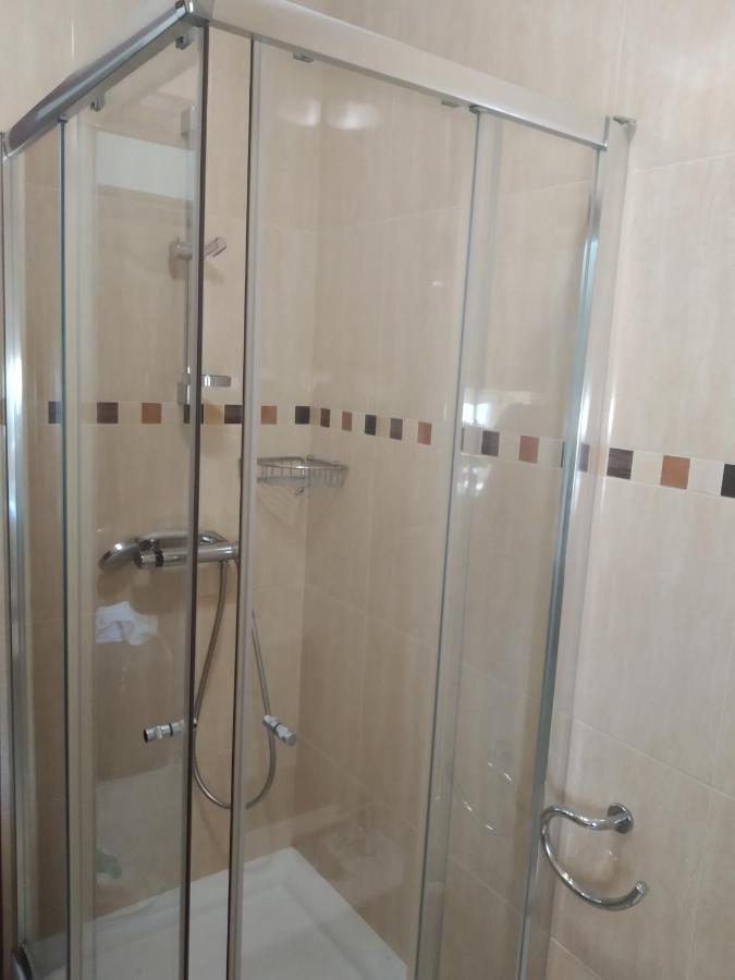Apartamento Pettit Centro De 格罗韦 外观 照片